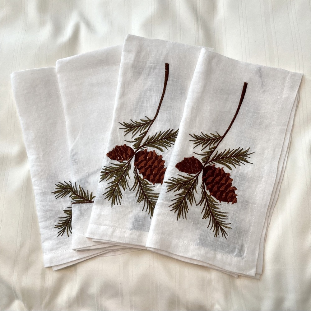 KIM SEYBERT NYC 100% Linen Botanical Pinecones Embroidered Napkins Set of 4